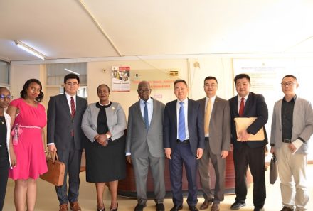 Trade Minister Roots for Trade Expansion And Industrial Skills Training in Dialogue With China