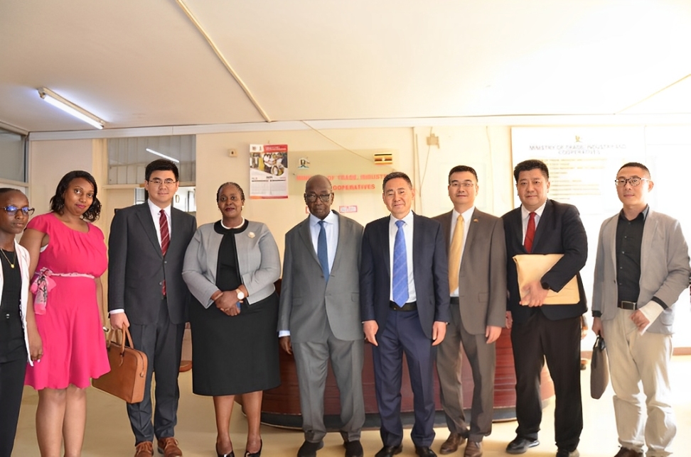Trade Minister Roots for Trade Expansion And Industrial Skills Training in Dialogue With China
