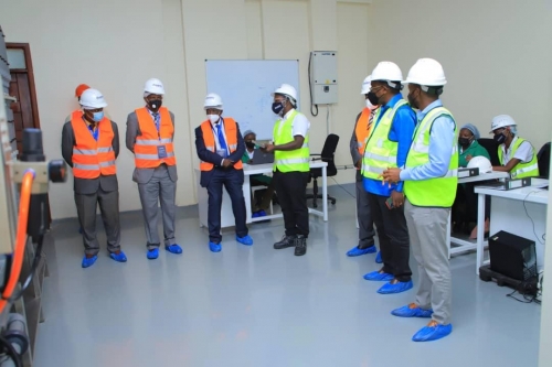 Ministers  Touring the factory